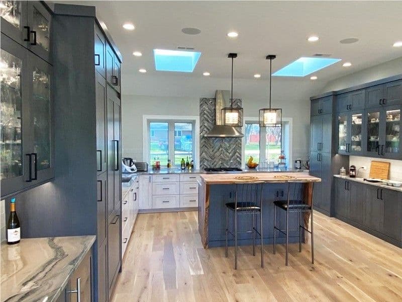 81f6f6a9-d28e-4474-aafe-7da6b580e255