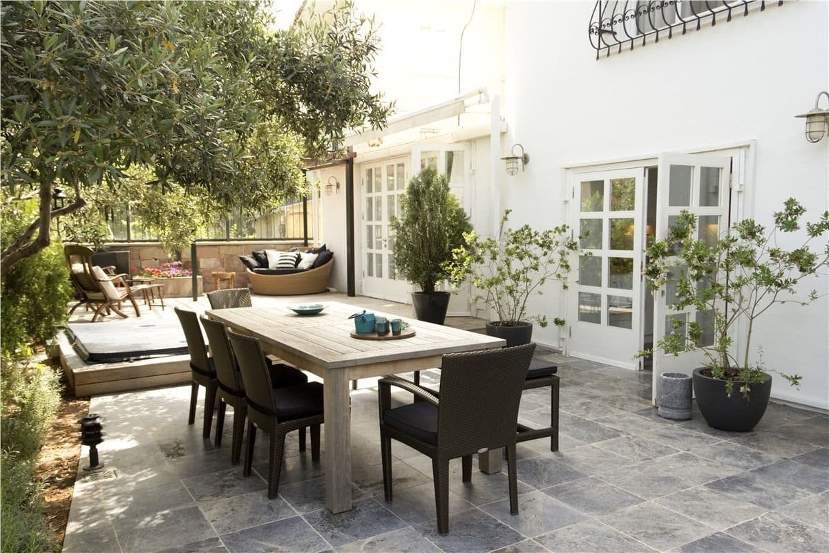 outdoor living patios